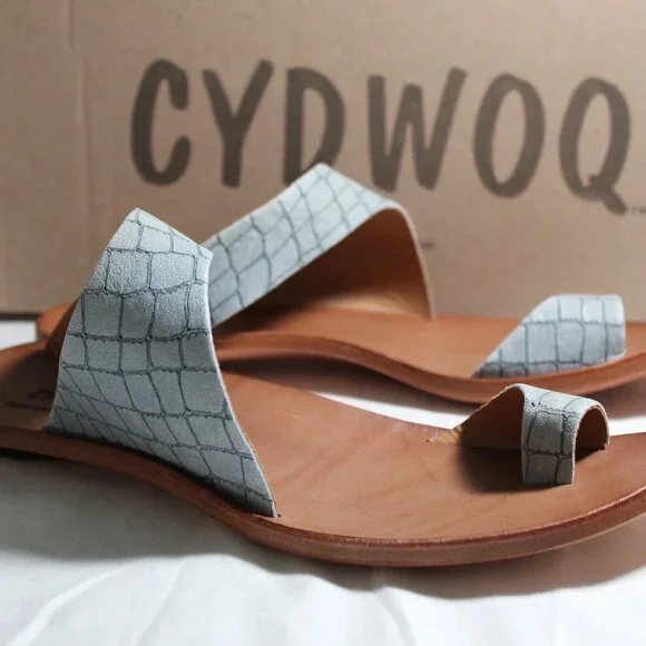 NWB CYDWOQ Cydney Mandel Hillary Blue Flats Sandals 41 - Picture 3 of 5